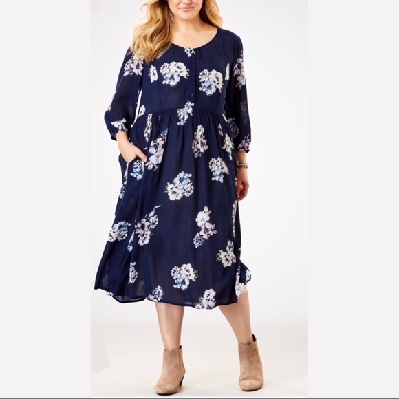 Dresses & Skirts - New Crinkle Navy Dress 👗 14W *Pockets*
